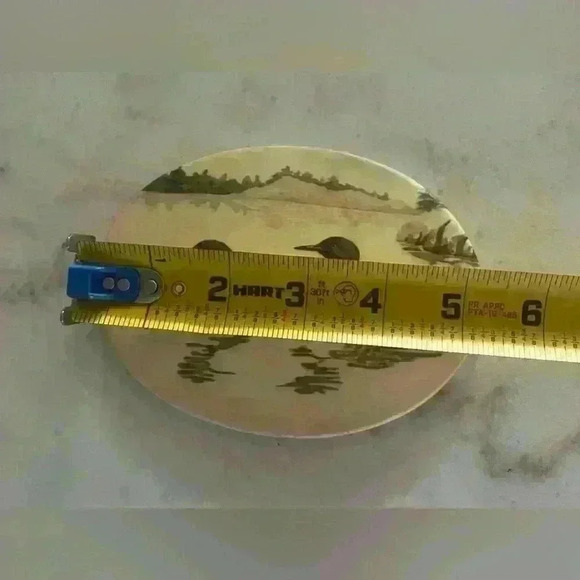 Vintage Bee Kay productions plaque of   2 adorable ducks approx. 4.5 x 5 inches. - Picture 3 of 4